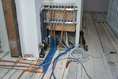 Holzbalkendecke mit Janßen-Fußbodenheizung